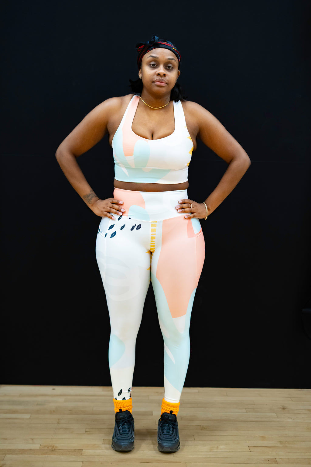 Leggings with pockets