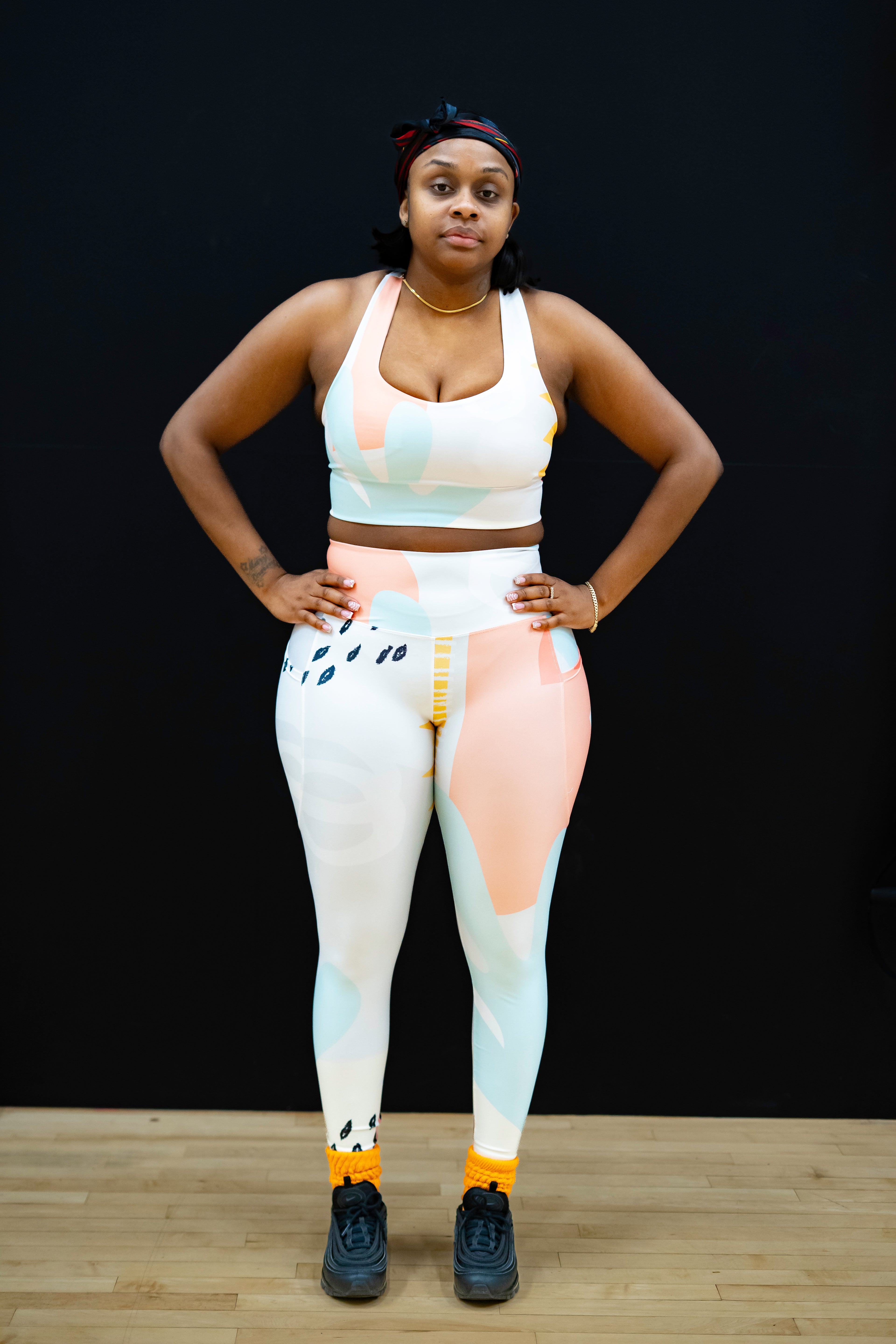 Leggings with pockets