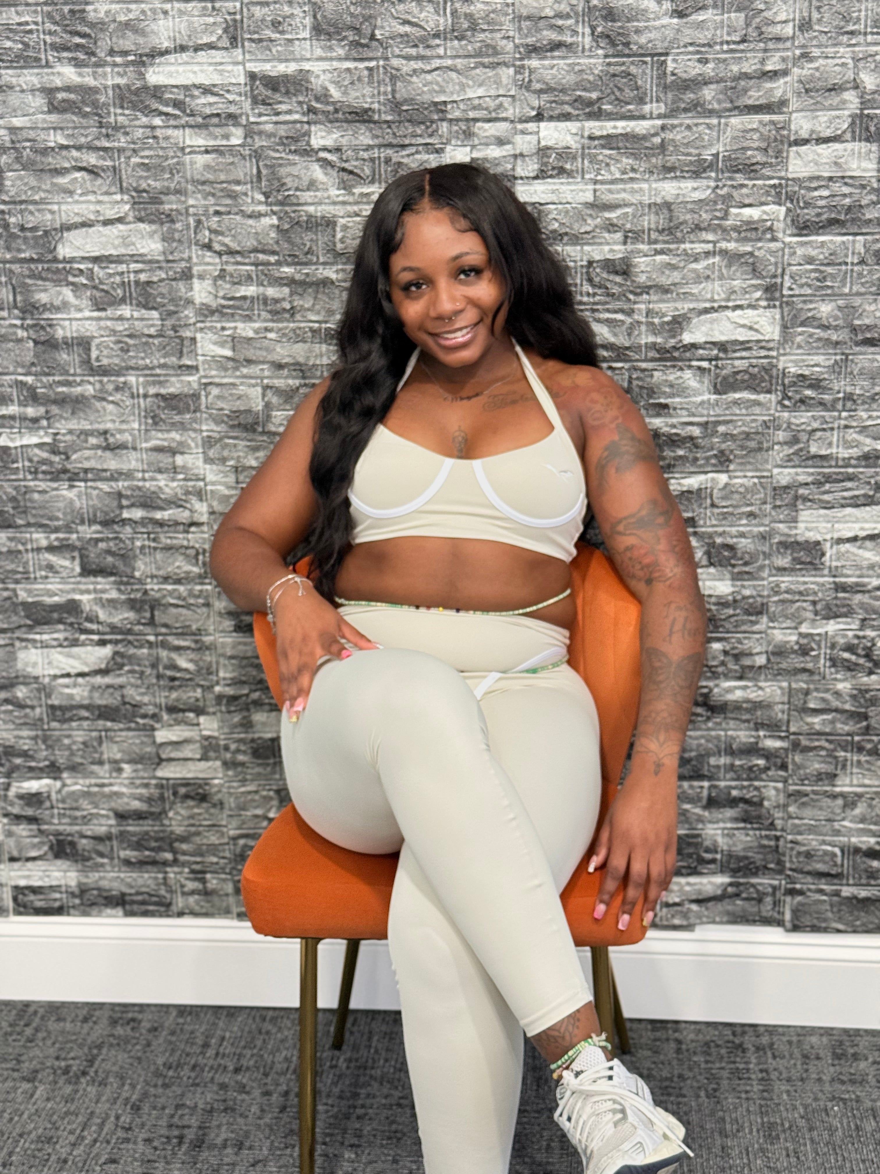 The Cream Contour Illusion Set